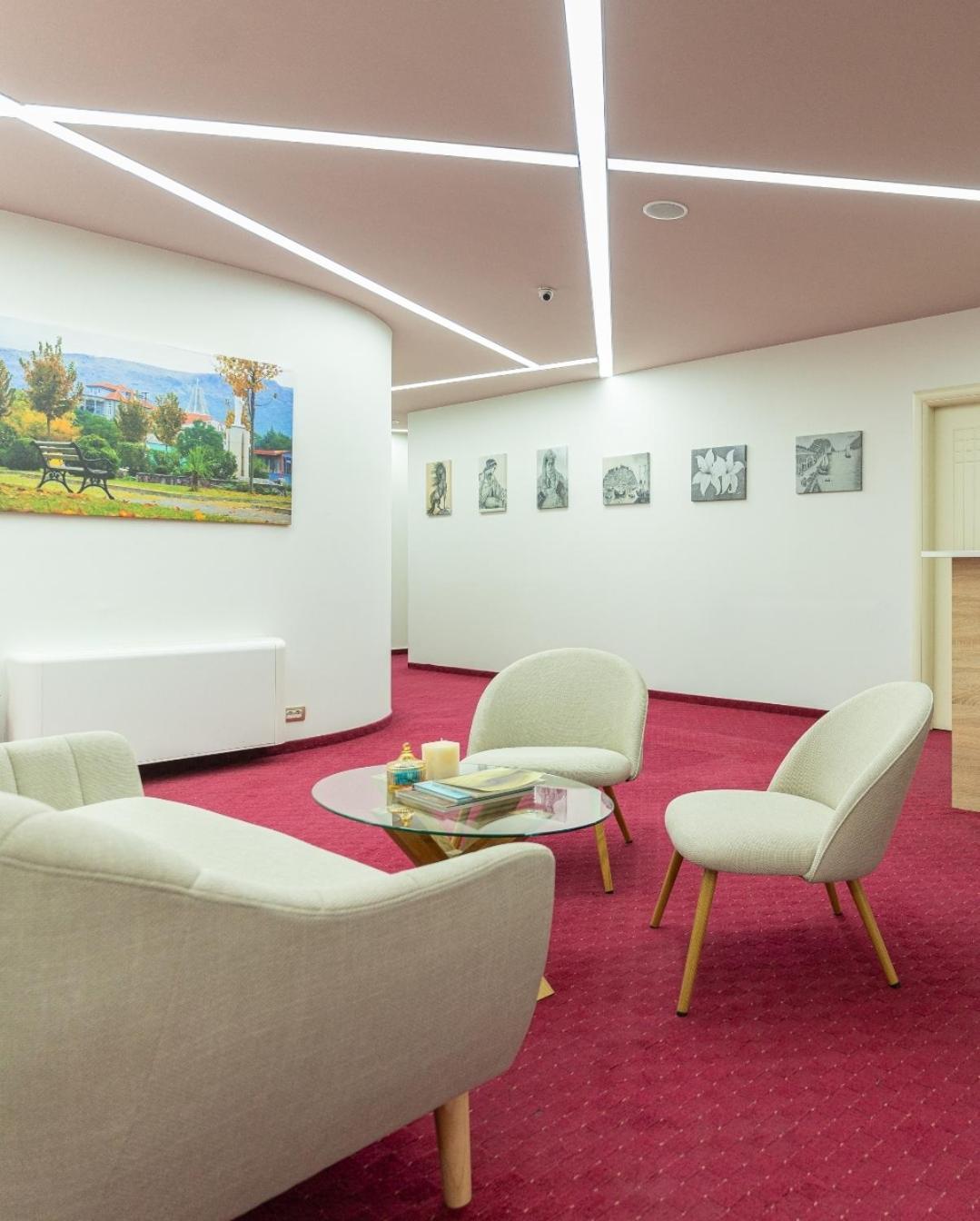 Alko Hotel Shkoder Exterior photo