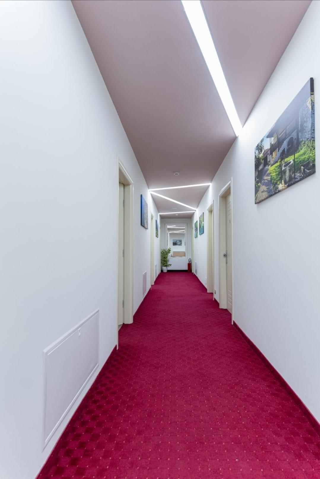 Alko Hotel Shkoder Exterior photo